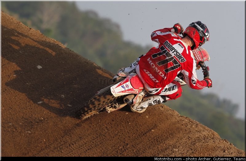 bobryshev_003_motocross_2013_thailande_racha