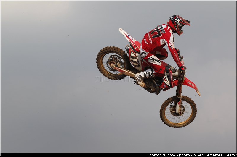bobryshev_006_motocross_2013_thailande_racha