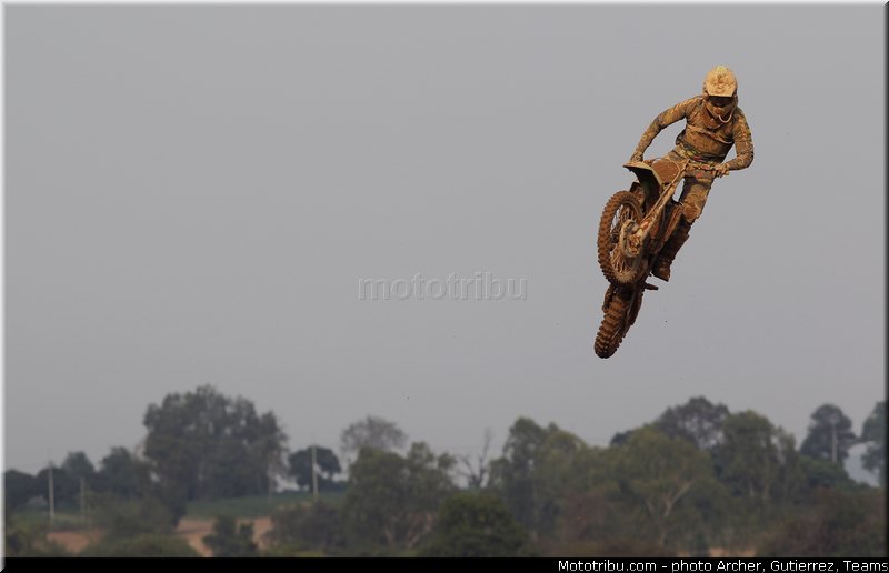 lupino_005_motocross_2013_thailande_racha