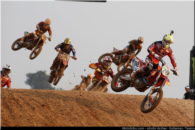 mx1_006_motocross_2013_thailande_racha