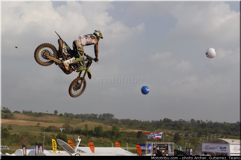 searle_007_motocross_2013_thailande_racha