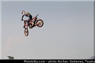 bobryshev_001_motocross_2013_thailande_racha.jpg