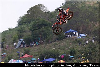 dedycker_009_motocross_2013_thailande_racha.jpg