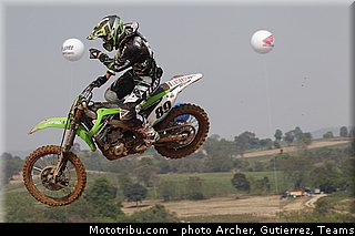 van_horebeek_002_motocross_2013_thailande_racha.jpg