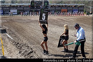 pitbabe_005_motocross_2013_italie_arco_di_trento.jpg