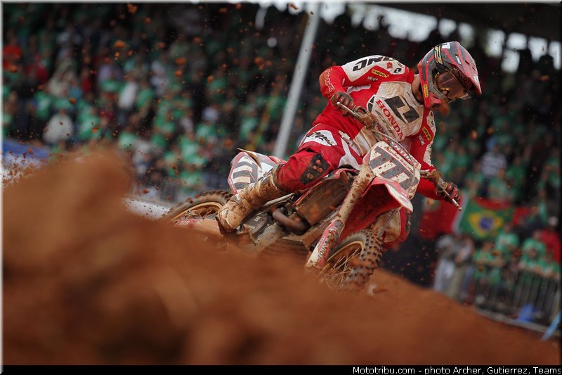 bobryshev_004_motocross_2013_bresil_beto_carrero