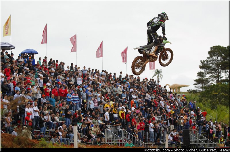 lupino_001_motocross_2013_bresil_beto_carrero
