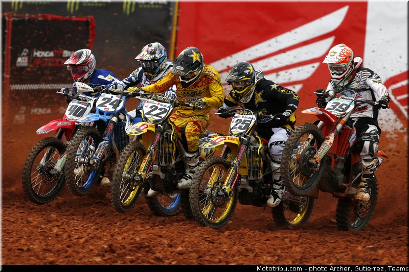 mx1_004_motocross_2013_bresil_beto_carrero