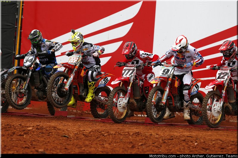 mx1_016_motocross_2013_bresil_beto_carrero