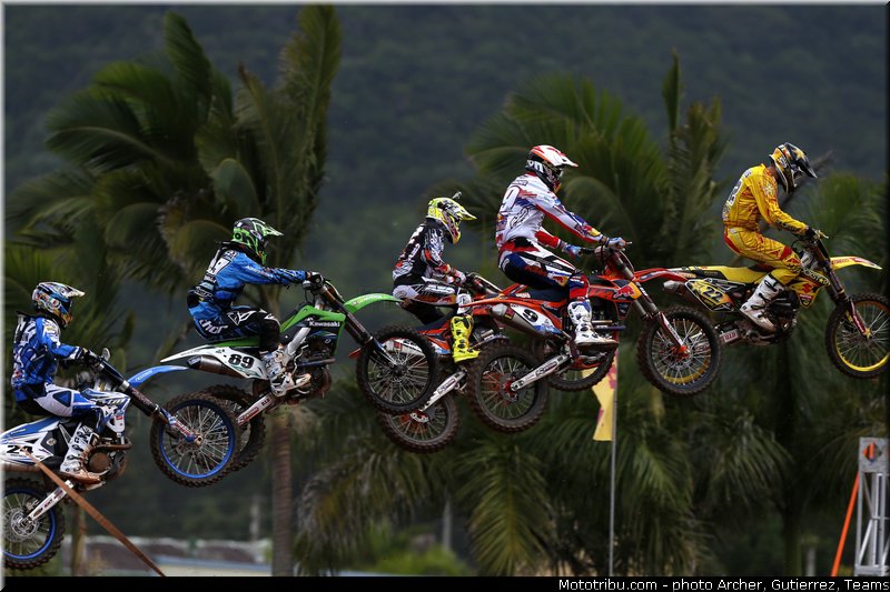 mx1_017_motocross_2013_bresil_beto_carrero