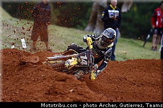 anstie_001_motocross_2013_bresil_beto_carrero.jpg