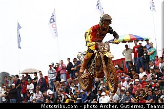 anstie_006_motocross_2013_bresil_beto_carrero.jpg