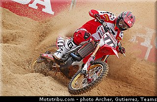 bobryshev_001_motocross_2013_bresil_beto_carrero.jpg