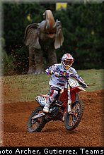 cairoli_003_motocross_2013_bresil_beto_carrero.jpg