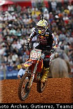 cairoli_021_motocross_2013_bresil_beto_carrero.jpg