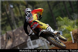 desalle_013_motocross_2013_bresil_beto_carrero.jpg