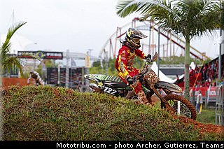 ferrandis_004_motocross_2013_bresil_beto_carrero.jpg