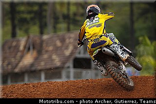 ferrandis_006_motocross_2013_bresil_beto_carrero.jpg