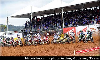 mx1_002_motocross_2013_bresil_beto_carrero.jpg