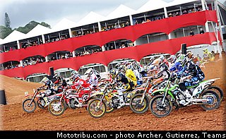 mx1_003_motocross_2013_bresil_beto_carrero.jpg