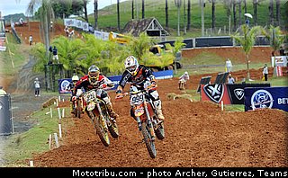 mx1_007_motocross_2013_bresil_beto_carrero.jpg