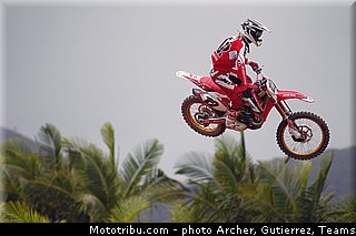 nagl_006_motocross_2013_bresil_beto_carrero.jpg