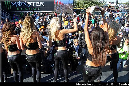 pitbabe_11_motocross_des_nations_2013_allemagne_teutschenthal.jpg
