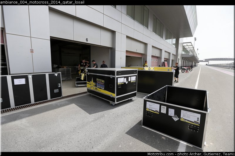 ambiance_004_motocross_2014_qatar_losail