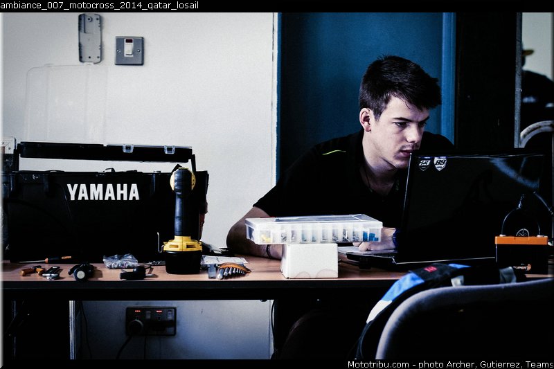 ambiance_007_motocross_2014_qatar_losail