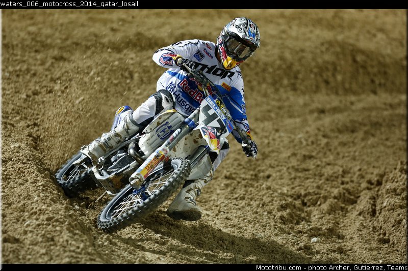 waters_006_motocross_2014_qatar_losail
