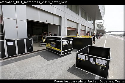 ambiance_004_motocross_2014_qatar_losail.jpg