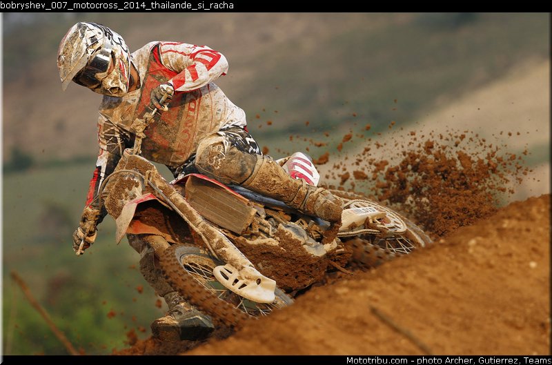 bobryshev_007_motocross_2014_thailande_si_racha