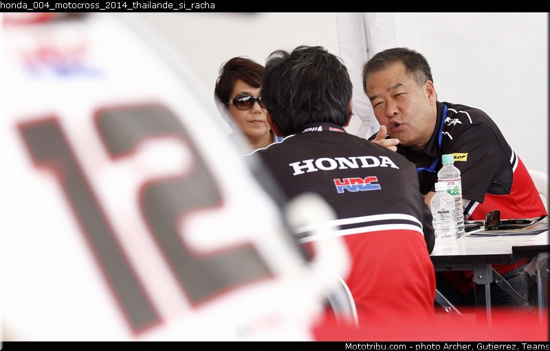 honda_004_motocross_2014_thailande_si_racha
