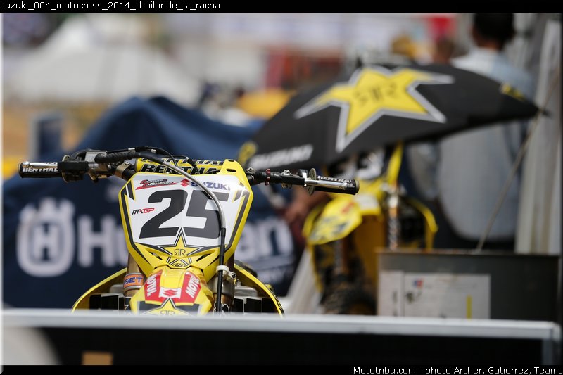 suzuki_004_motocross_2014_thailande_si_racha