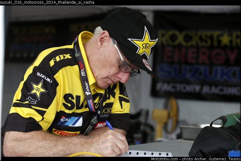 suzuki_016_motocross_2014_thailande_si_racha