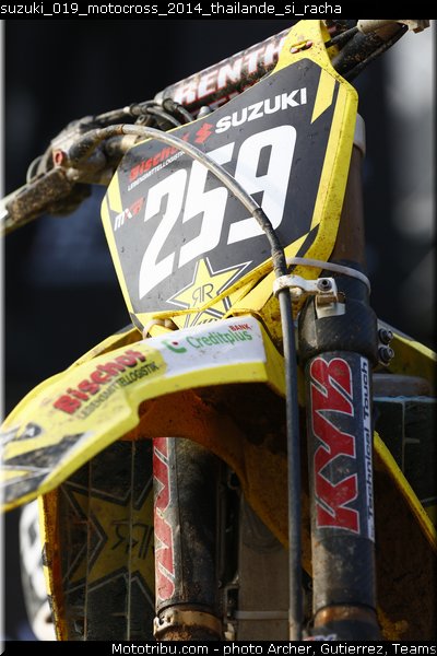 suzuki_019_motocross_2014_thailande_si_racha