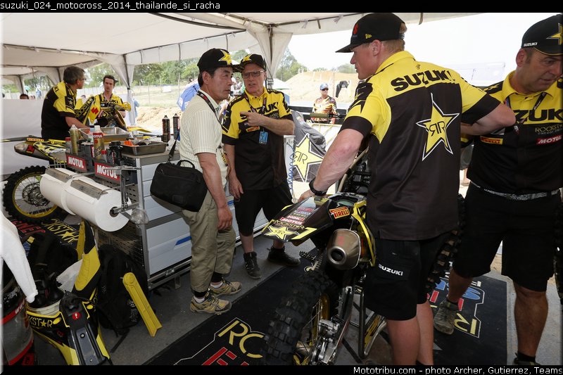suzuki_024_motocross_2014_thailande_si_racha