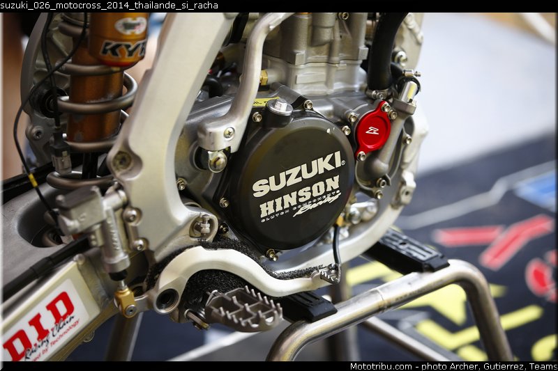 suzuki_026_motocross_2014_thailande_si_racha