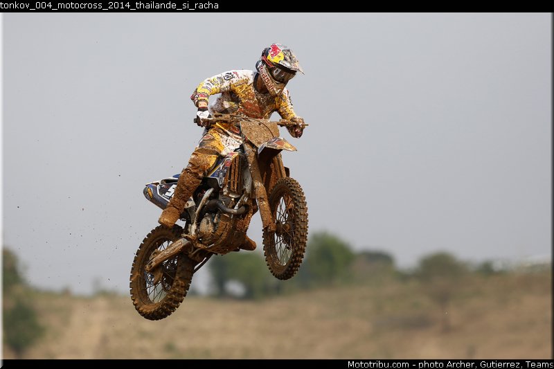 tonkov_004_motocross_2014_thailande_si_racha