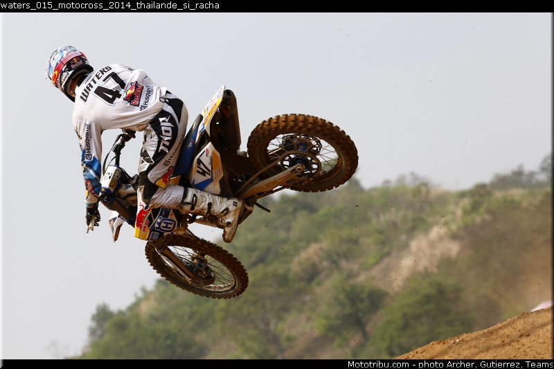 waters_015_motocross_2014_thailande_si_racha