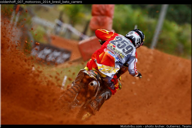 coldenhoff_007_motocross_2014_bresil_beto_carrero