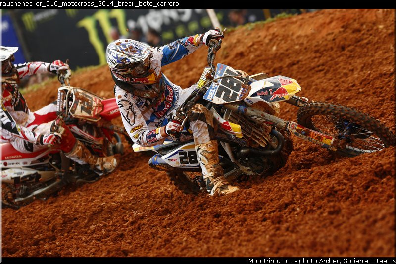 rauchenecker_010_motocross_2014_bresil_beto_carrero