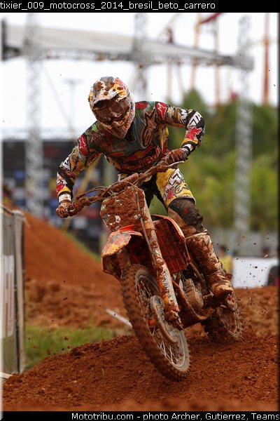 tixier_009_motocross_2014_bresil_beto_carrero
