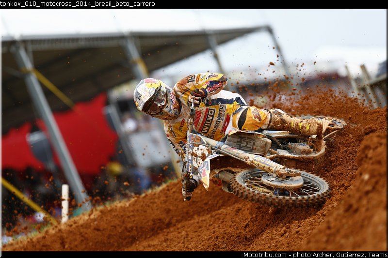 tonkov_010_motocross_2014_bresil_beto_carrero