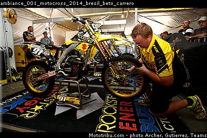 ambiance_001_motocross_2014_bresil_beto_carrero.jpg