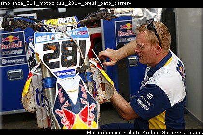 ambiance_011_motocross_2014_bresil_beto_carrero.jpg