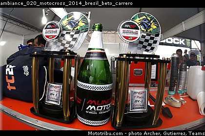ambiance_020_motocross_2014_bresil_beto_carrero.jpg