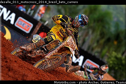 desalle_011_motocross_2014_bresil_beto_carrero.jpg