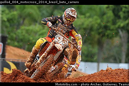 guillod_004_motocross_2014_bresil_beto_carrero.jpg