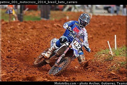 petrov_001_motocross_2014_bresil_beto_carrero.jpg